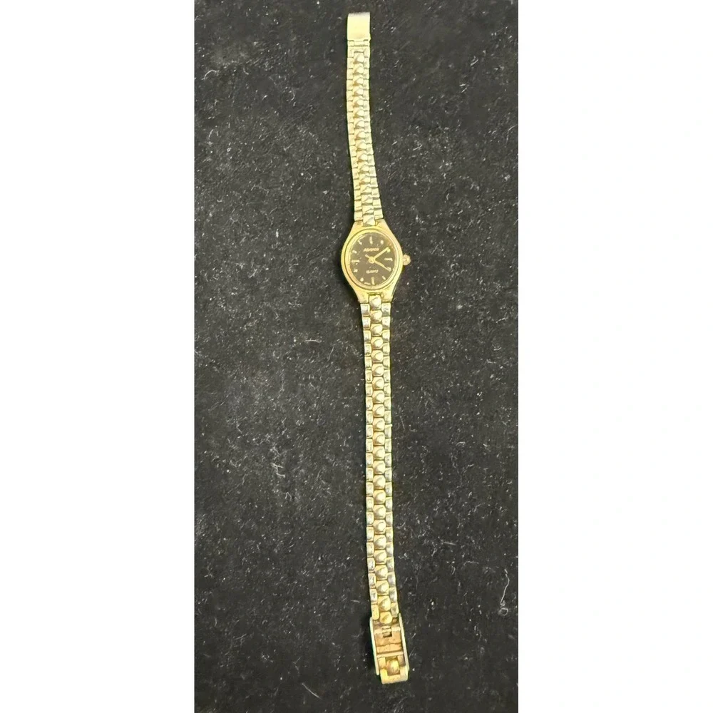 Advance working watch